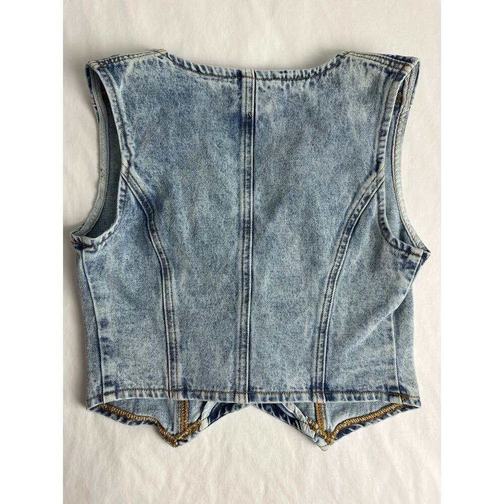 Sleeveless Light Wash Denim Vest - Crop Button Front - Picture 3 of 7